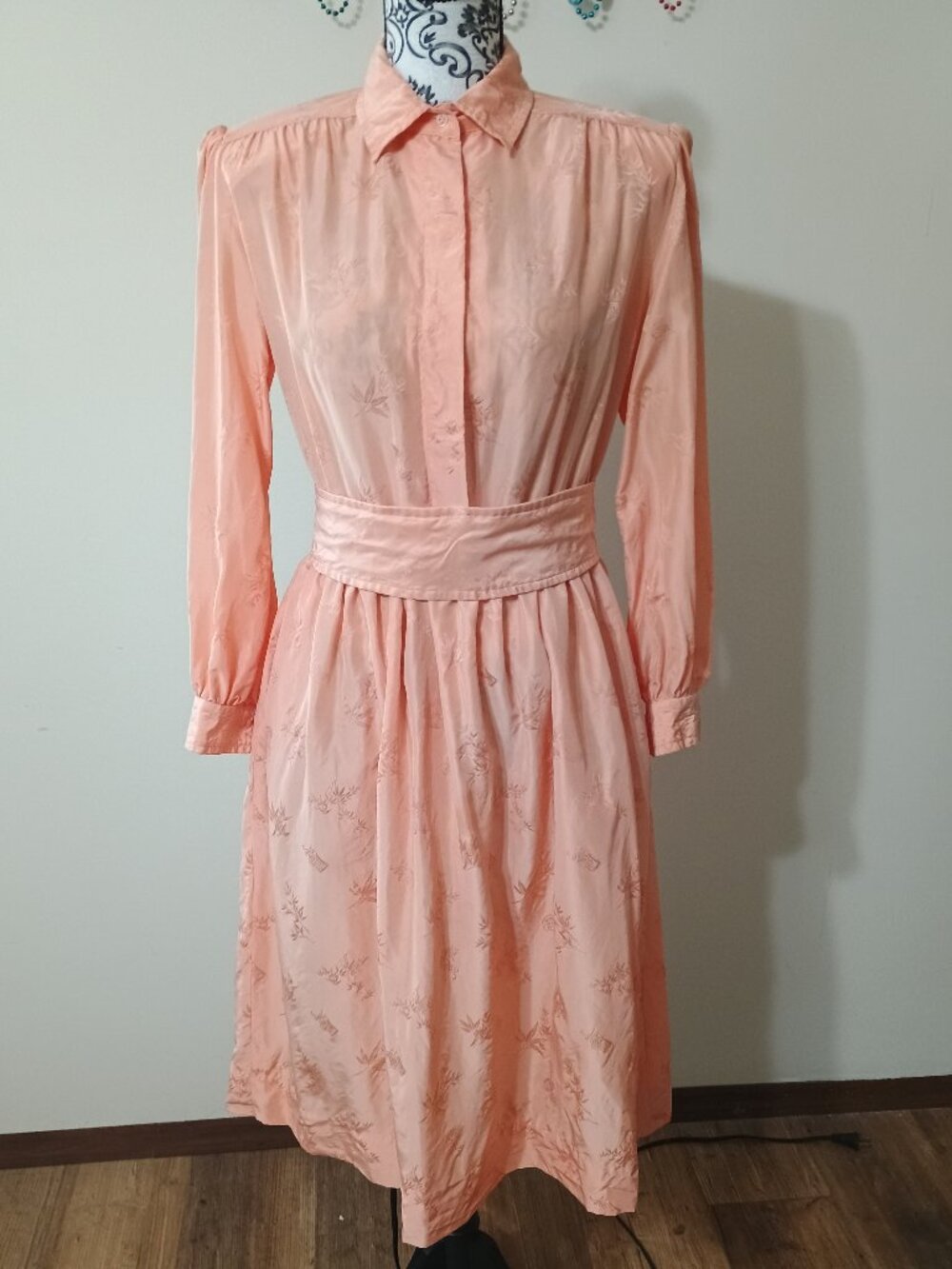 Vintage CASI Silk Jaquard Midi Dress Size 12 Peach with Pockets